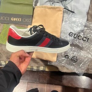 Gucci Men's Black Sneakers with Red and Blue Stripes